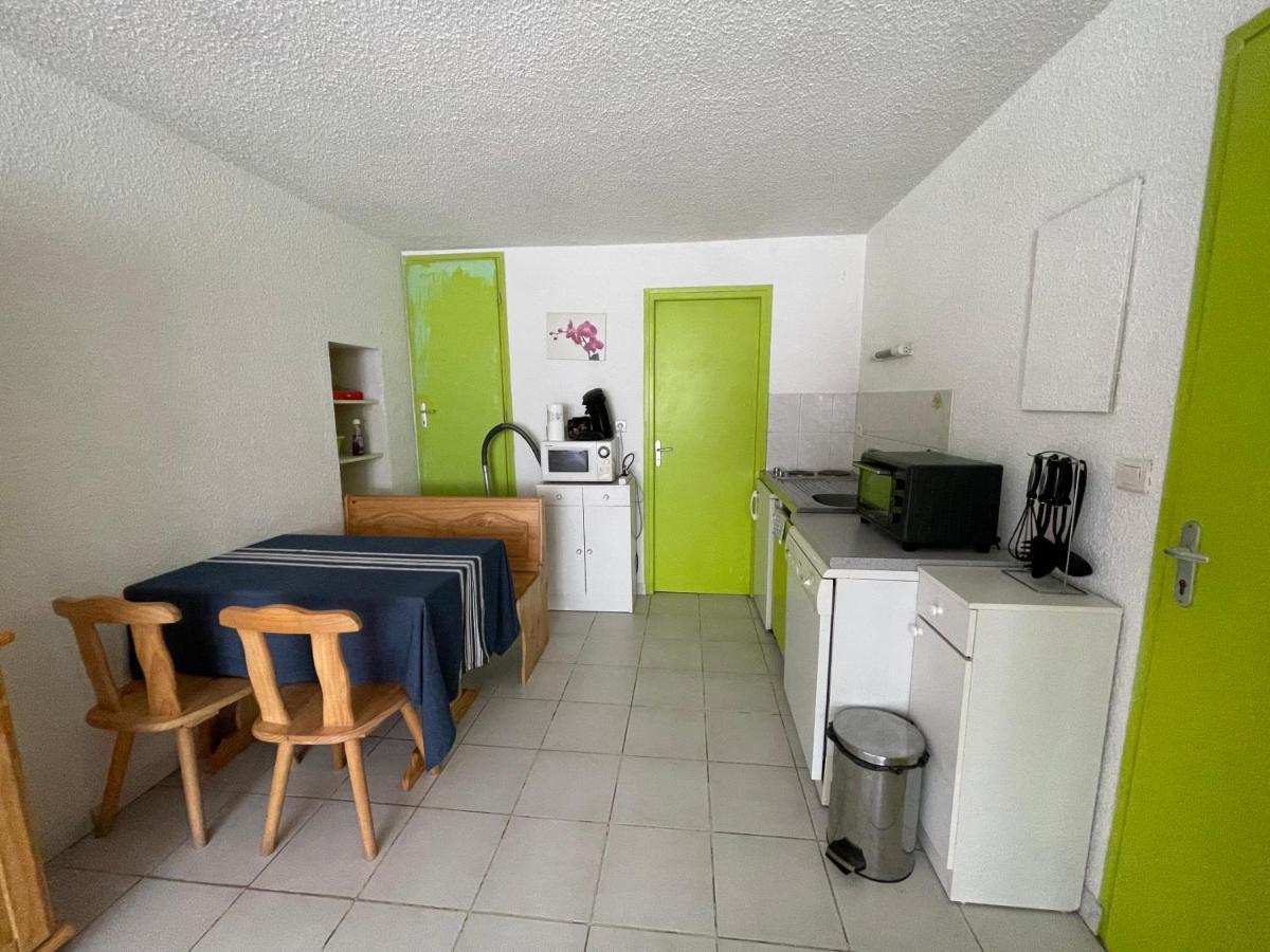 Logement De La Ressource Salins-les-Bains Exterior photo